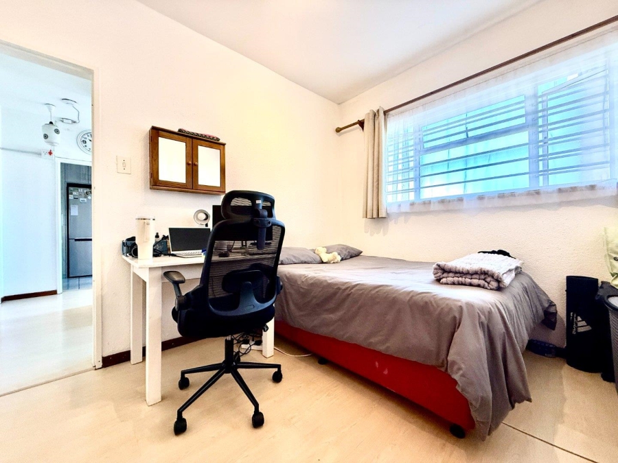 2 Bedroom Property for Sale in Harfield Village Western Cape